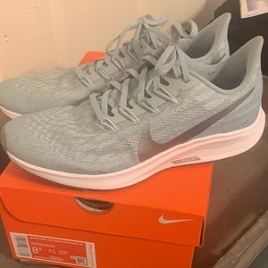 Brand New Nike Zoom Pegasus! Never worn. 8.5